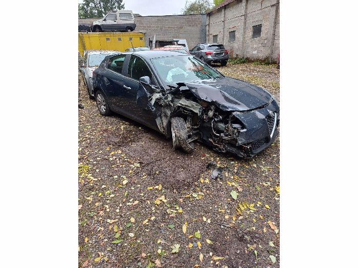 Auto 140257-12.jpg